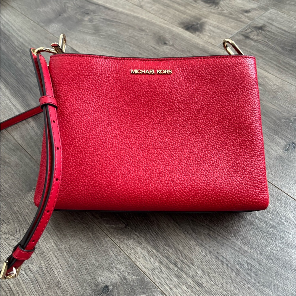 Michael Kors Scarlet Crossbody Bag